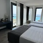 Palladium Resort- Luxury Leading Hotels, Private Included Penzion Dhërmi