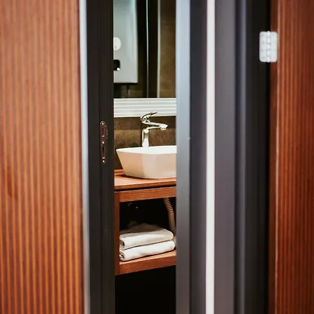 בית הארחה Palladium Resort- Luxury Leading Hotels, Private Included