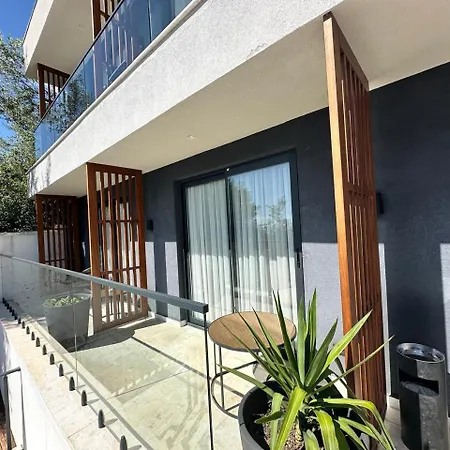 Palladium Resort- Luxury Leading Hotels, Private Included 3* דרמי