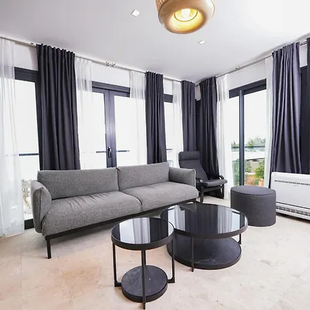 Maison d'hôtes Palladium Hotel- Luxury Leading Hotels, Private Included Dhërmi