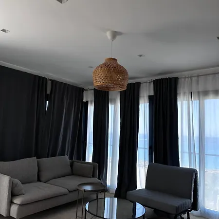 Palladium Hotel- Luxury Leading Hotels, Private Included Maison d'hôtes Dhërmi