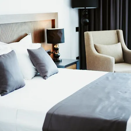 게스트하우스 Palladium Hotel- Luxury Leading Hotels, Private Included Dhërmi