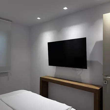Palladium Resort- Luxury Leading Hotels, Private Included 4* Dhërmi