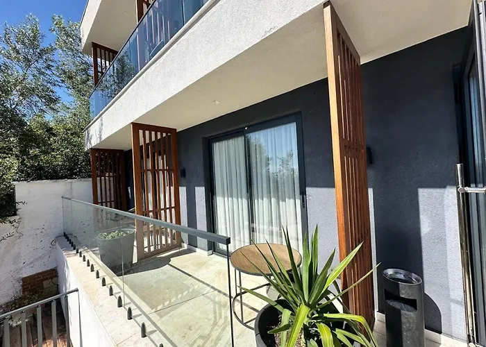 Palladium Resort- Luxury Leading Hotels, Private Included 3* Dhermi