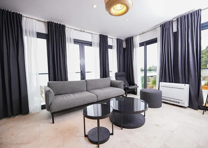 Guest house Palladium Resort- Luxury Leading Hotels, Private Included Dhermi