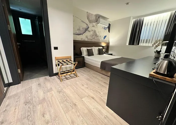 Palladium Resort- Luxury Leading Hotels, Private Included Affittacamere Dhërmi