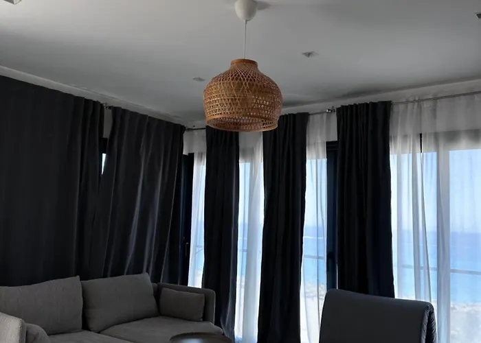 Palladium Resort- Luxury Leading Hotels, Private Included Πανσιόν Dhërmi